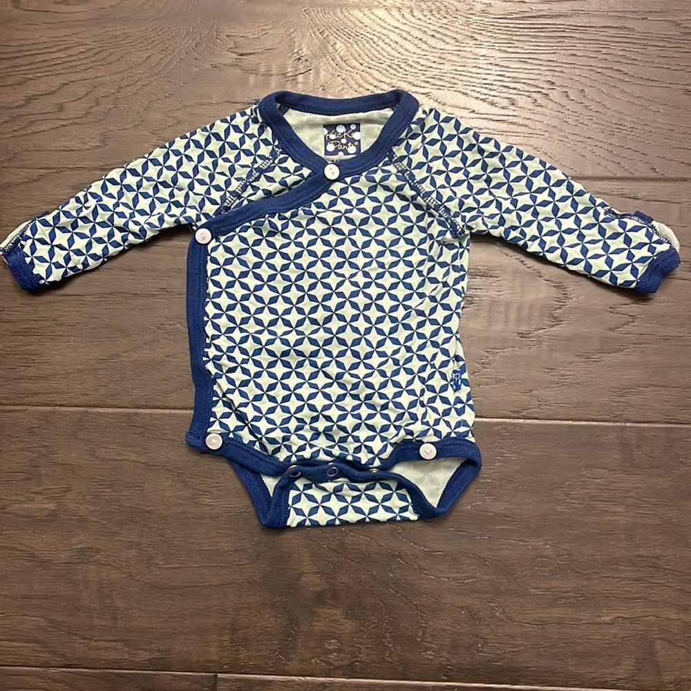 Kickee Pants Pistachio Taj Mahal print blue bodysuit onesie 0-3 months